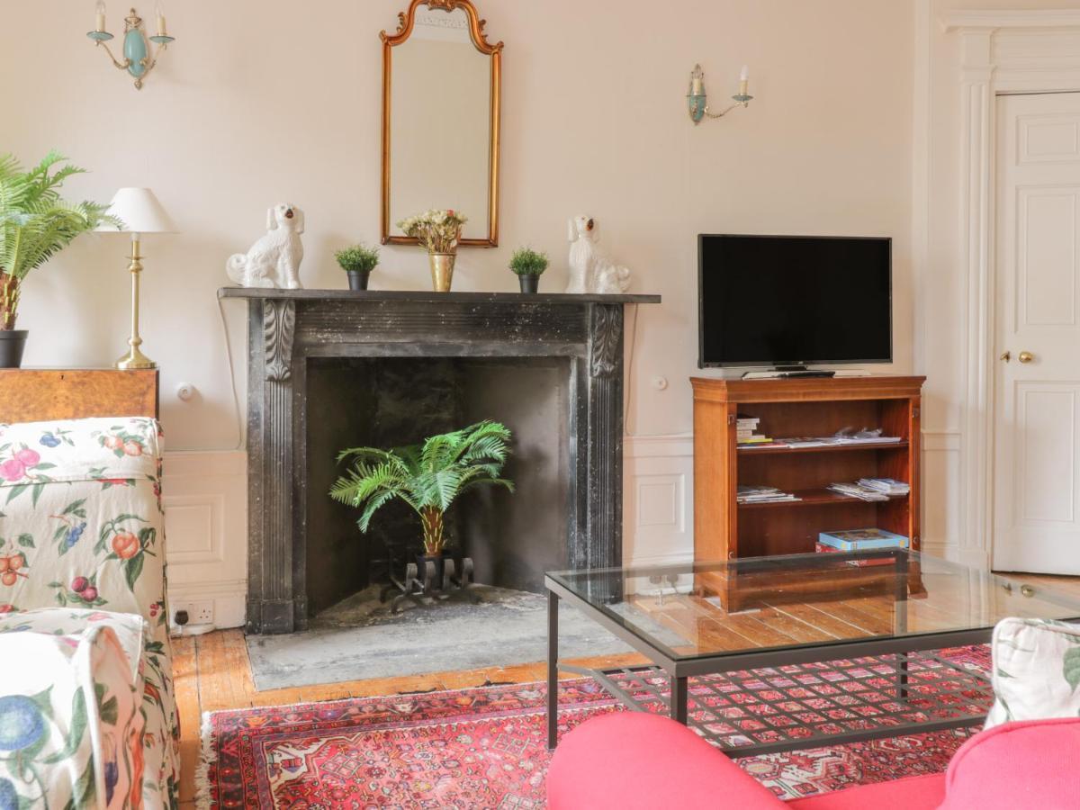 3 Lynedoch Place, EDI