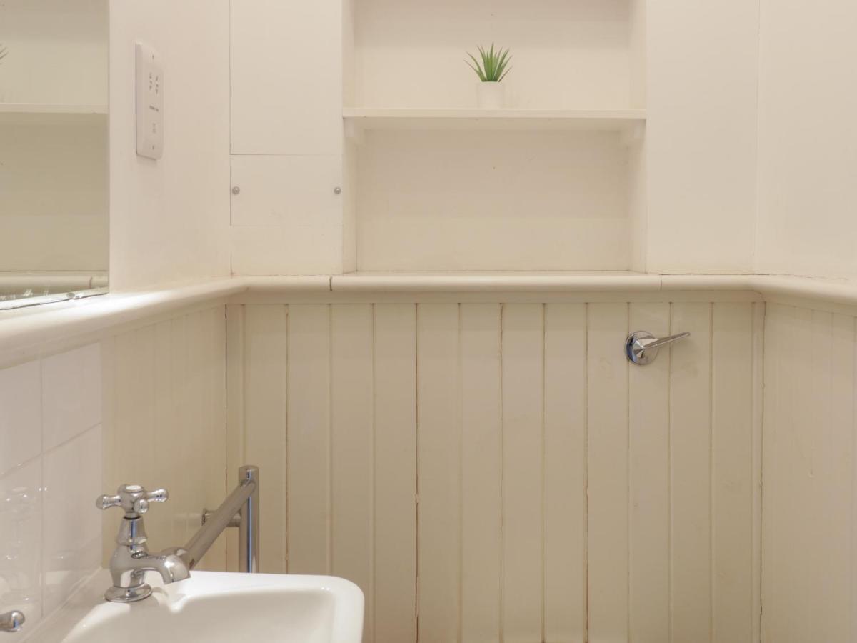 3 Lynedoch Place,